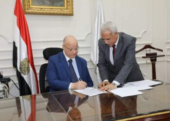 محافظ القاهرة يعتمد تنسيق القبول بالثانوى العام بحد أدنى ٢٣٢درجة