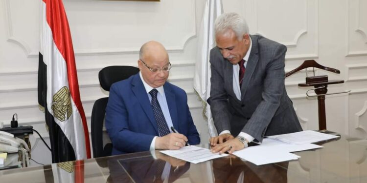 محافظ القاهرة يعتمد تنسيق القبول بالثانوى العام بحد أدنى ٢٣٢درجة