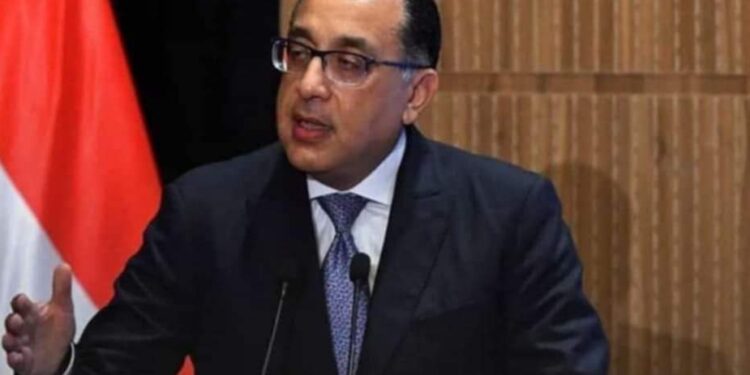 مصطفى مدبولى..سحب تراخيص ١٦ شركة سياحية تحايلت لسفر الحجاج بصورة غير نظامية