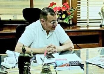 اللجنه النقابية للعاملين بغزل كفر الدوار وصباغي البيضا تهنئ العضو المنتدب التنفيذي