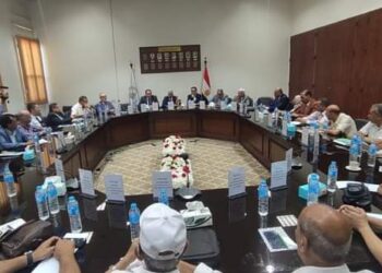 إجتماع مجلس إدارة النقابة العامة ورؤساء اللجان النقابية  للشركة القابضة للغزل والنسيج