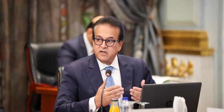 وزير الصحة يعرض خطة محور بناء الإنسان المصري وتعزيز رفاهيته أمام اللجنة الخاصة بدراسة برنامج الحكومة