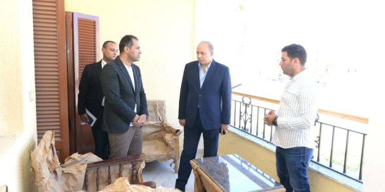 رئيس جامعة المنصورة يتفقد التجهيزات النهائية لافتتاح وتشغيل مصيف العاملين بمدينة جمصة