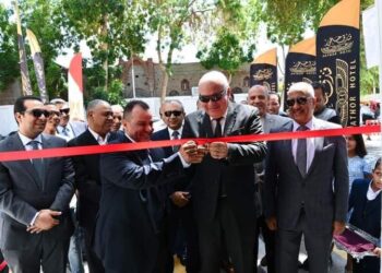 بعد احلاله وتجديدة .. محافظ قنا يفتتح أول فندق سياحي بالمحافظة