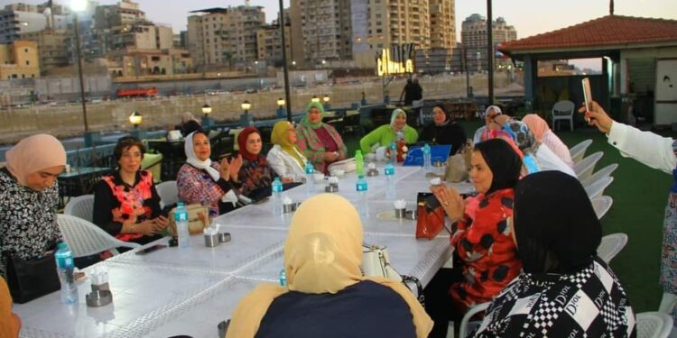 بالصور ملتقي سيدات الثغر يحتفل ببداية العام الرابع علي تدشينه