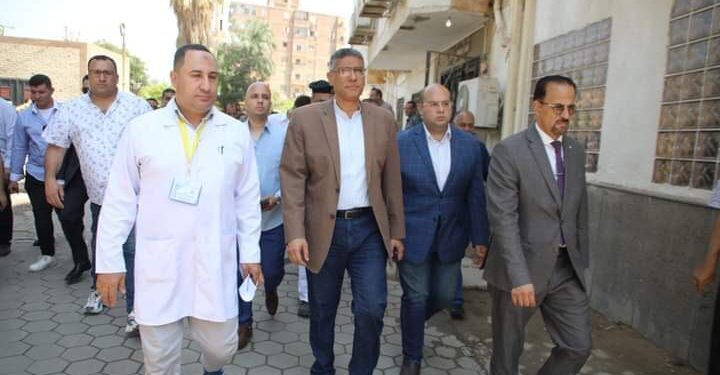 محافظ الجيزة يتفقد انتظام العمل داخل مستشفي البدرشين المركزي 