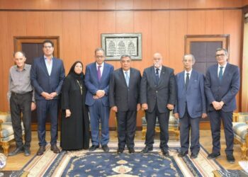  خلال تهنئته اليوم محافظ الدقهلية ” انني سأبذل قصاري جهدي من أجل خدمة المواطن الدقهلاوى