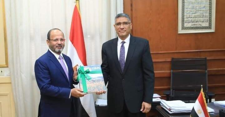 محافظ الجيزة يستقبل سفير جمهورية باكستان لبحث أوجه التعاون