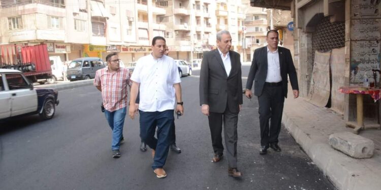 محافظ الغربية يعلن البدء في أعمال وضع طبقة الأسفلت بشارع النحاس 