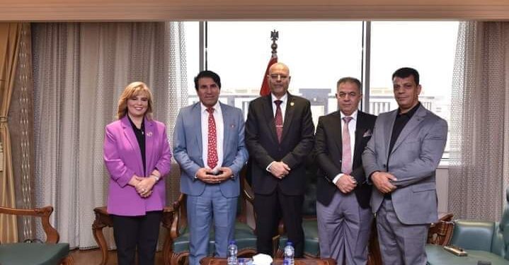 وزير العمل يستقبل وفدا من النقابة العامة للعاملين بالبترول والكيماويات الأردنية.