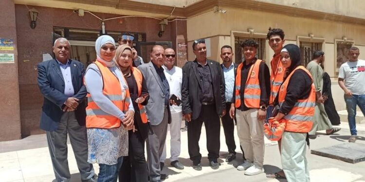 جولة لمحافظ الجيزة بمستشفيات العياط المركزى و الأمراض الصدرية