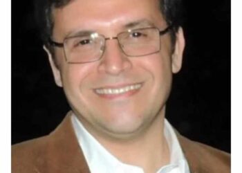 الفنانة التشكيلية الدكتورة وفاء ياديس تهنىء الدكتور أحمد هنو وزيرا للثقافة