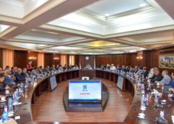 الهيئة البرلمانية لحزب مستقبل وطن تلتقي الفريق احمد خالد محافظ الإسكندرية …