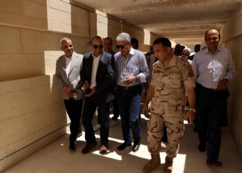 وزير السياحة والآثار يتابع آخر تطورات ومستجدات  أعمال المتحف المصري الكبير