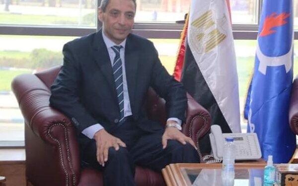 محافظ السويس فى زياره مفاجئه لمستشفى التأمين الصحى بحوض الدرس بالسويس