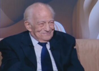 الفنان رشوان توفيق: بدعي من ربنا ميحوجنيش لحد وكنت باخد مصروفي من زوجتي