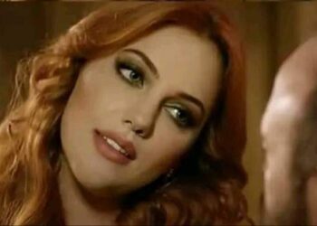 “نظراتك قواميس وكتب”