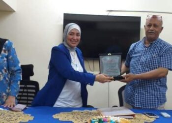 ادارة الرعاية الاساسية بالفيوم تكرم وكيل الوزارة والفرق المشاركة