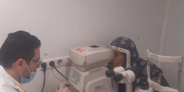 ضمن المبادرة الرئاسية حياة كريمة الكشف على 967 خلال قافلة صحية متنوعة بمركز المحلة