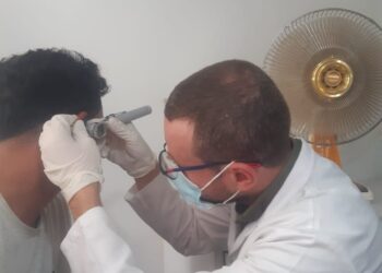 الكشف على 1373 مريض خلال قافلة صحية متنوعة بعزبة شويكار بالمحلة الكبرى