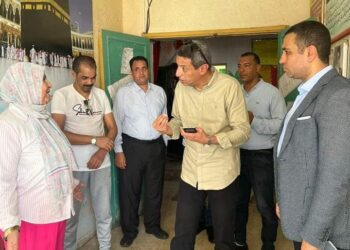 جوله ميدانية مفاجئة للمصالح الحكومية وبعض المشروعات المتوقفة عن الانتاج بالسويس