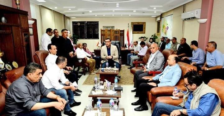 وزير الإسكان يعقد اجتماعا بمقر جهاز “مدينة السادات” لمتابعة سير العمل