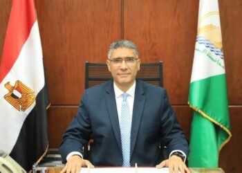 ” النجار ” يعتمد حركة ترقيات لـ٣٢٩ موظفا بالديوان العام والأحياء والمراكز