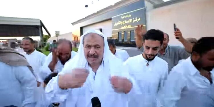 الرئيس السيسي أعاد الحياة ل” 605 ” أسرة من كبار السن بعفو رئاسي