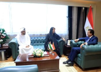 نائب رئيس مجلس الوزراء وزير الصحة يستقبل السفيرة الإماراتية بالقاهرة لبحث سبل التعاون المشترك في القطاع الصحي