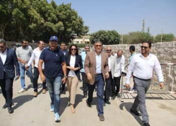 محافظ الجيزة يتفقد نسب تنفيذ أعمال التطوير بمحيط المتحف المصرى الكبير وتحسين الصورة البصرية للطرق والمحاور 