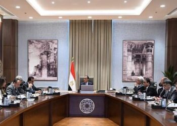  رئيس الوزراء يتابع موقف تنفيذ مستشفى الأورام الجديد بالشيخ زايد 