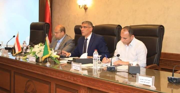 محافظ الجيزة يتابع نسب الإنجاز بملف التصالح في مخالفات البناء ويؤكد : يساهم في تحقيق الانضباط العمراني وحماية لحقوق المواطنين