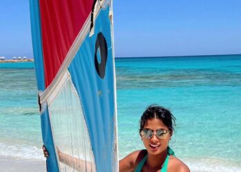 “أنا رايحة السنبلاوين” روبى  عبر التواصل الاجتماعي 