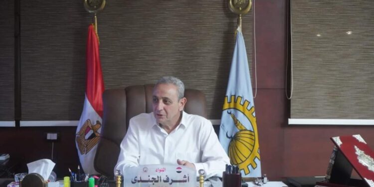 محافظ الغربية يتابع معدلات الإنجاز بملف التصالح
