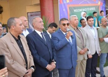 محافظ الدقهلية تفقد مجمع المدارس بمدينة طلخا في أول يوم للعام الدراسي الجديد 
