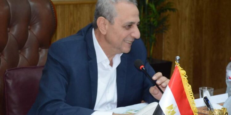 محافظ الغربية يترأس الاجتماع الدوري لمناقشة موقف مشروعات حياة كريمة