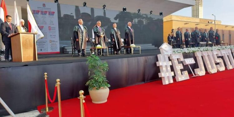 اول حفل تخرج للجامعة المصرية اليابانية للعلوم والتكنولوجيا