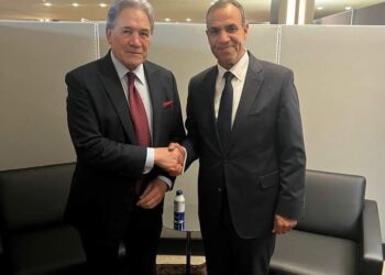 وزير الخارجية والهجرة وشُئون المصريين في الخارج يلتقي بنظيره النيوزيلندي