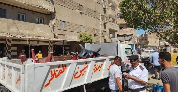 استمرارا لحملات إزالة الاشغالات والمخالفات   بمدينة شبين القناطر اليوم 