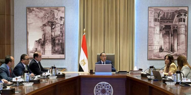 دكتور مصطفى مدبولى يتابع موقف تنفيذ مشروعات المبادرة الرئاسية “سكن لكل المصريين”