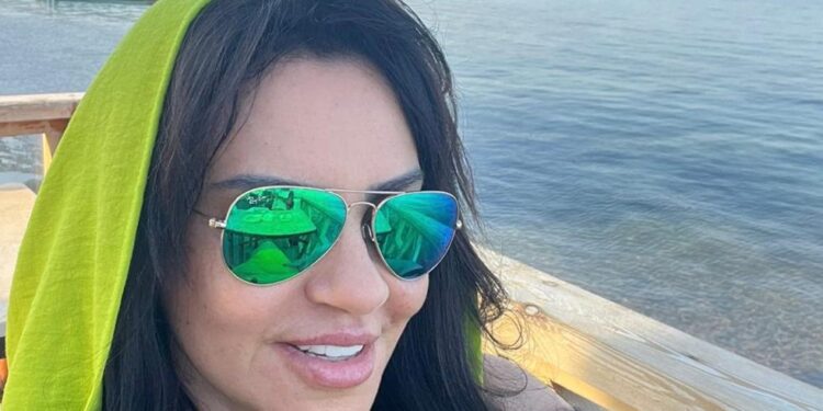 أبرز ظهور للفنانة إيمان ناجي على شاطئ سيناء