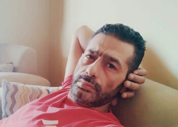 الفنان عمرو مصطفى يكشف وصية الشاعر أحمد علي موسى له قبل وفاته