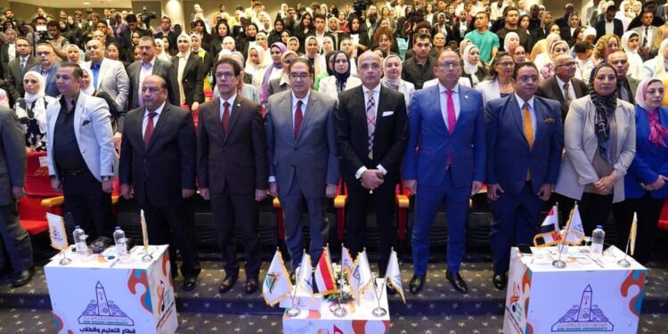 الملتقى القمي الأول لتحالف جامعات القاهرة الكبرى للموسيقى الكورال في رحاب جامعة عين شمس