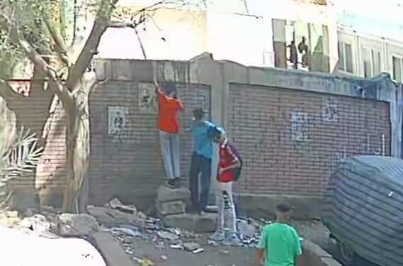 رسالة الى وزير التربية والتعليم هروب التلاميذ من المدارس اصبح عادة يومية ..اين الحل؟