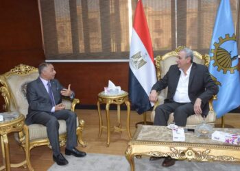 محافظ الغربية يبحث سبل التعاون المشترك بين المحافظة و وزارة الموارد المائية والرى 