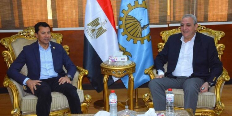 -محافظ الغربية يستقبل وزير الشباب والرياضة في مستهل زيارته للمحافظة
