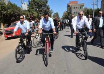 محافظ الغربية ووزير الشباب والرياضة يقودان ماراثون للدراجات بمشاركة ٥٠ شاب من أبناء عروس الدلتا