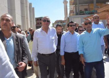 وزير الرياضة ومحافظ الغربية يتفقدان مركز شباب محمد صلاح بقرية “نجريج “