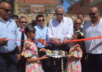 محافظ الغربية ووزير الشباب والرياضة يفتتحان الملعب المنجل بمركز شباب الفرستق 