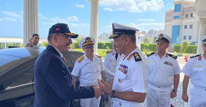 سفير تركيا بالقاهرة يهنيء الجيش والأمة المصرية بالذكرى الـ51 لنصر السادس من أكتوبر